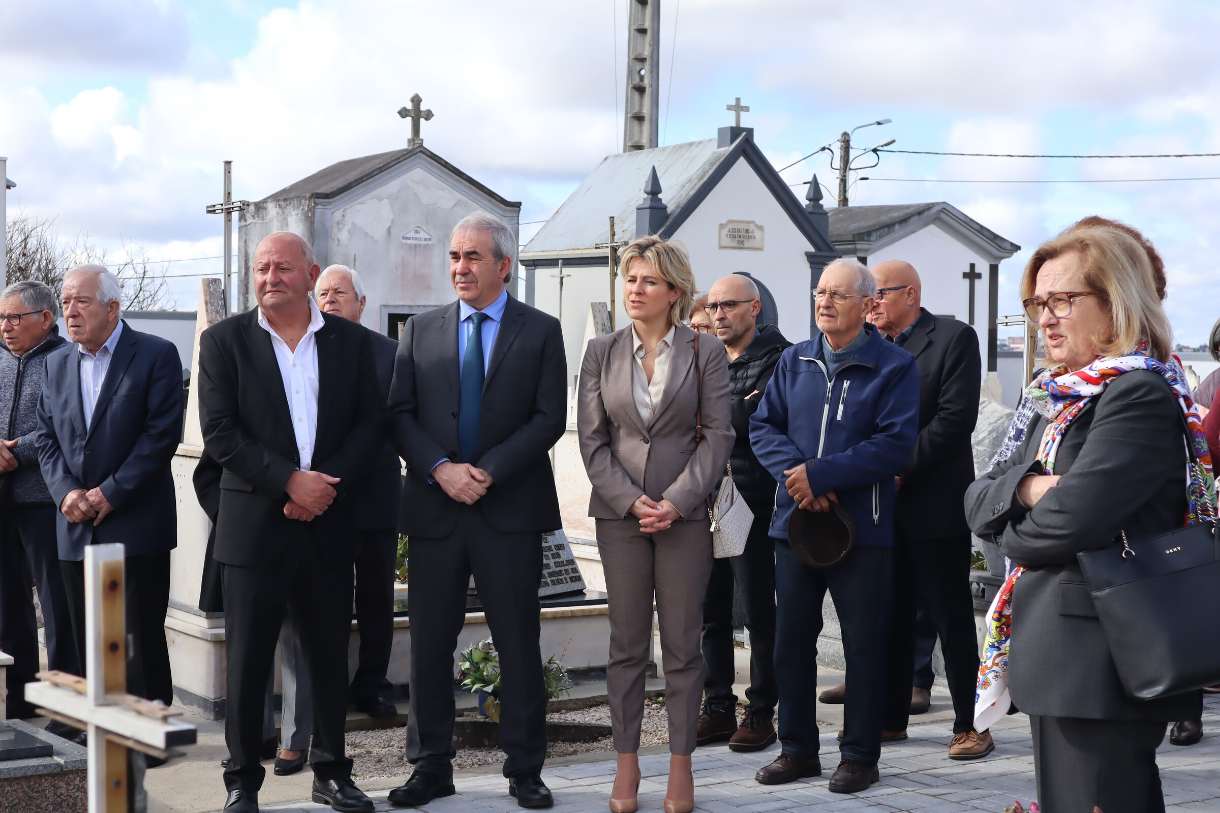 Requalificação do Cemitério de Barrô inaugurada