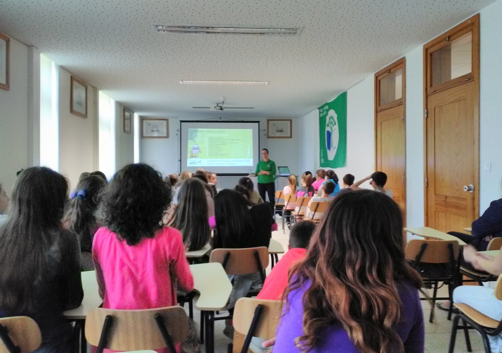 Ambiente e Sustentabilidade &ndash; Autarquia de &Aacute;gueda e LUS&Aacute;GUA promoveram sess&atilde;o de sensibiliza&ccedil;&atilde;o ambiental