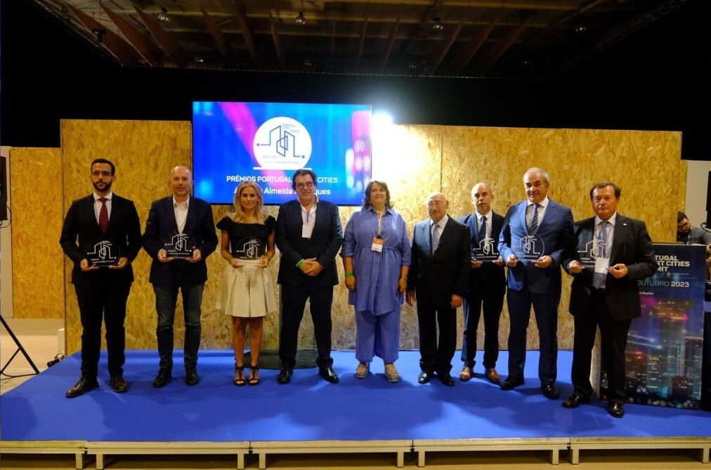 entrega de pr&eacute;mio